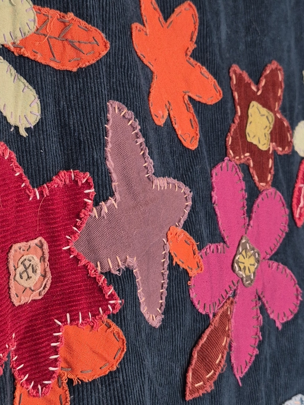 BODEN Embroidered Floral Green Corduroy Skirt - with Multicolor Flowers - Picture 4 of 9